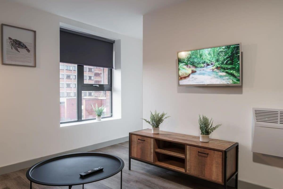 Modern 1 Bed Apartment In Liverpool Centre Buitenkant foto